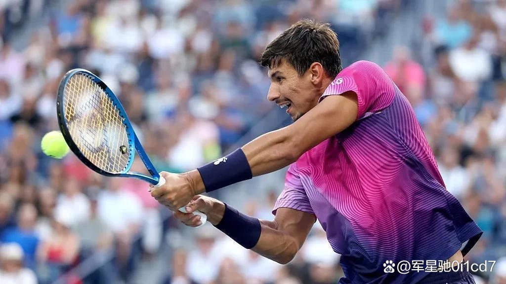 戴维斯杯轻取年终总决赛，兹维列夫关键制胜