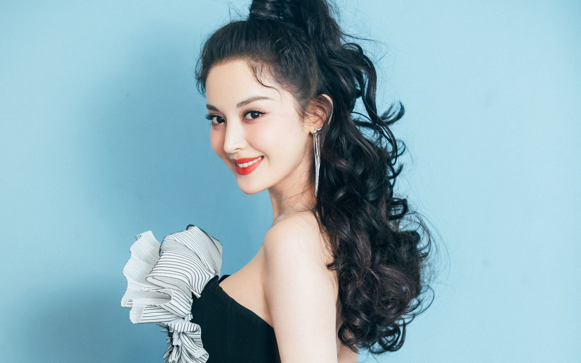 迪马利亚的红军恩怨，从梦剧场失意到温布利救赎